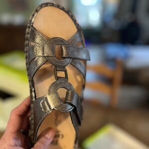 Finn comfort Cebu 41